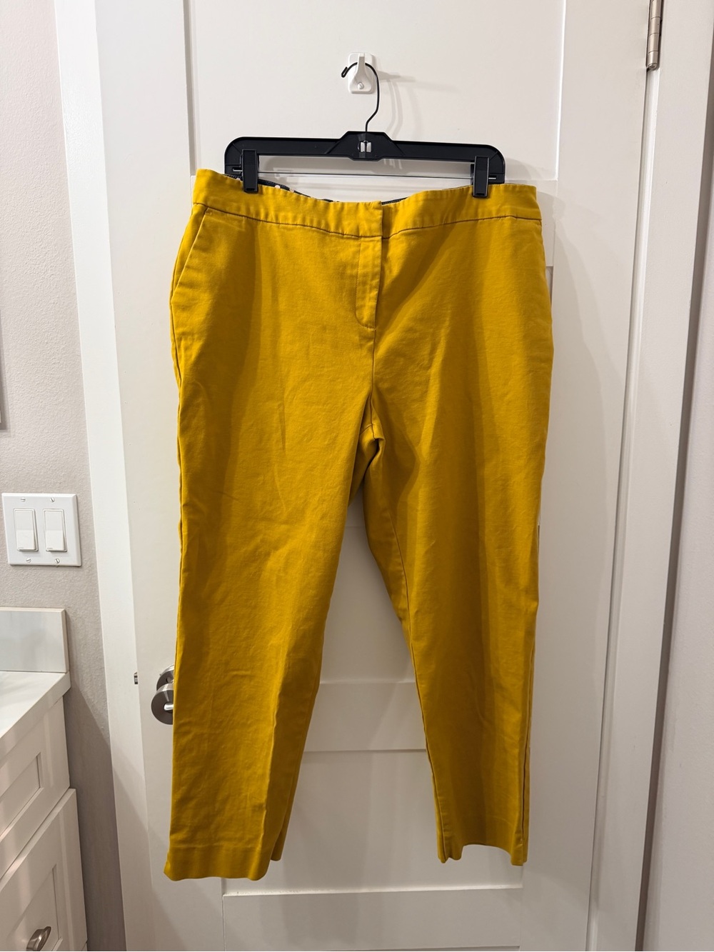 Women's Boden Mustard/Chartreuse Yellow Chino Pants. Size US 14